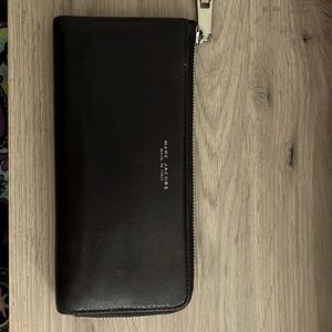 Marc Jacobs wallet.